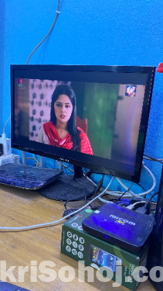 MICOM TV BOX SAMSUNG 18 INCH MONITOR